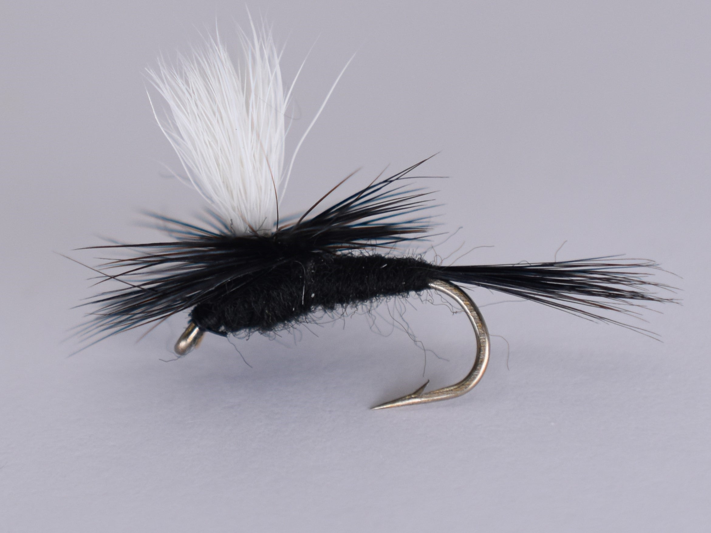 Black Gnat Parachute (12 pack) - DNA FISHING TACKLE