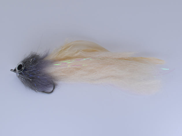 Brush Fly GT Grey and Tan (Size 6/0 Gamakatsu SL12S Hook) - DNA FISHING TACKLE
